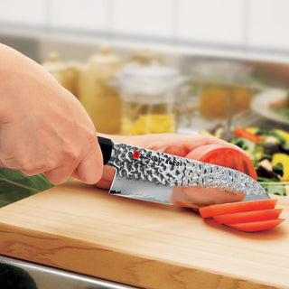 Kasumi Kuro – Santoku 17 cm Universalkniv Kasumi