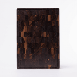 Classic Butcher board M with groove, walnut Skjærebrett & Traller Woodsea 